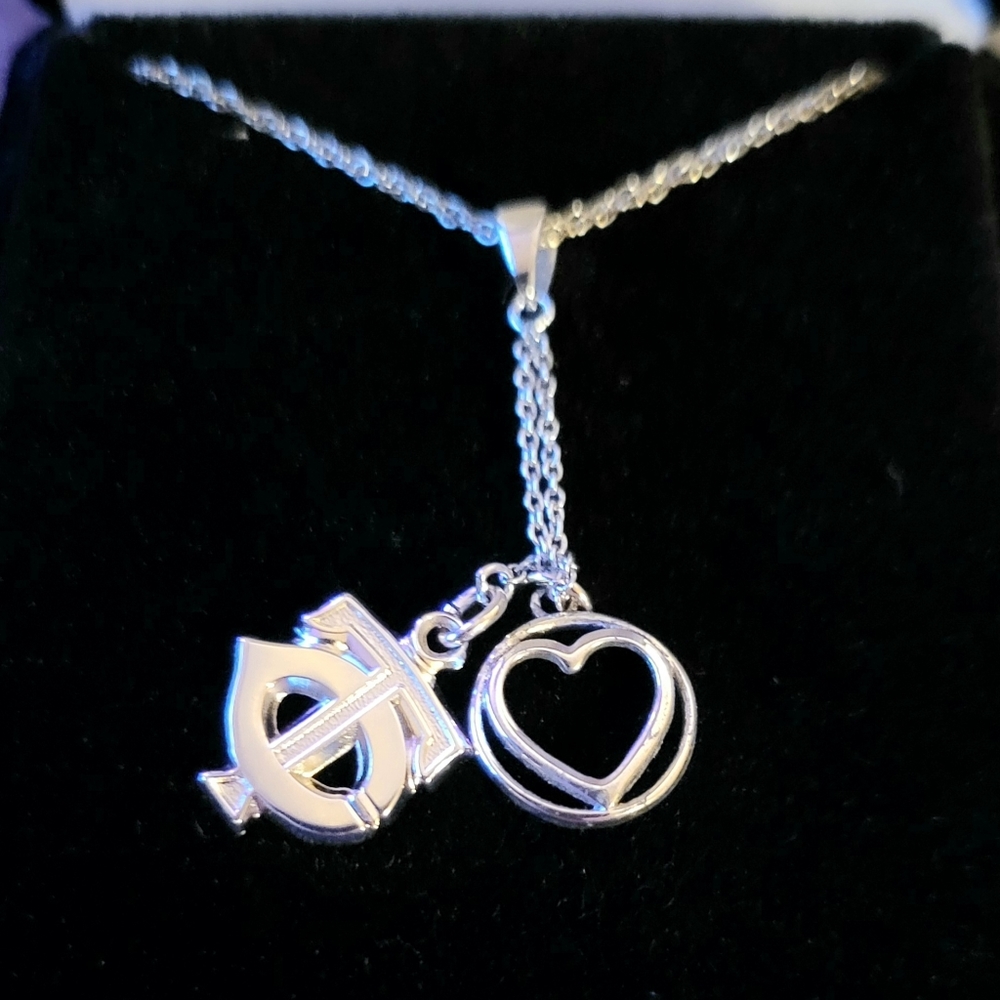Minnesota Twins Sterling Silver Dangle Heart Necklace by Logo Art. NIB